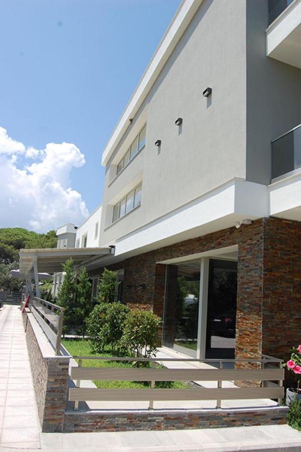On Board Luxury Studios Sarti Exterior foto